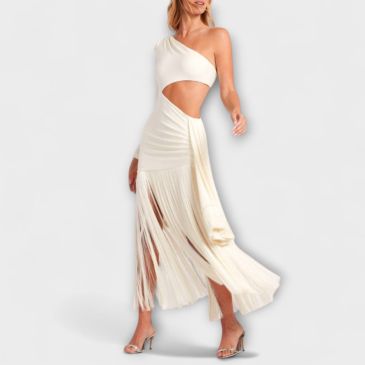 Maxi-robes charmantes avec découpes et franges
