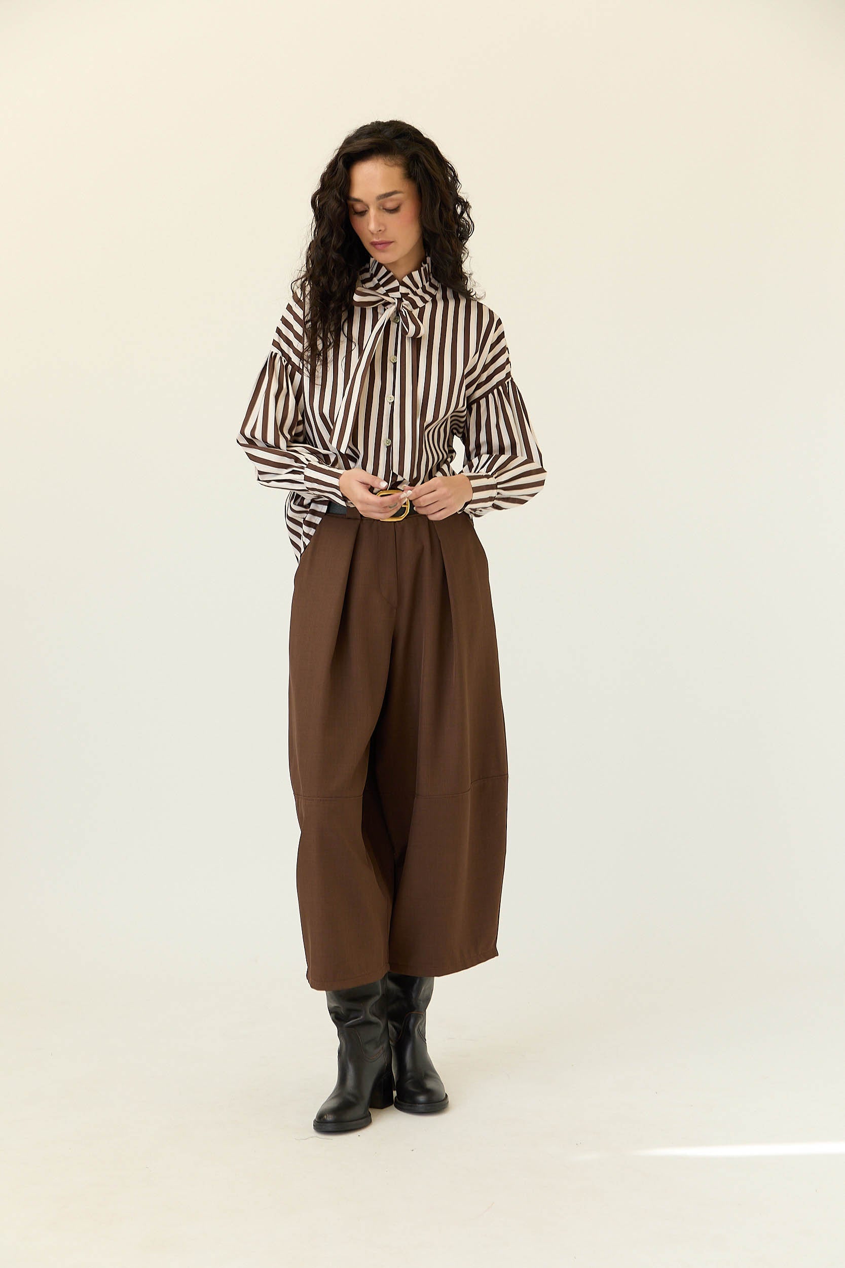 Chemise rayée à nœud col marron