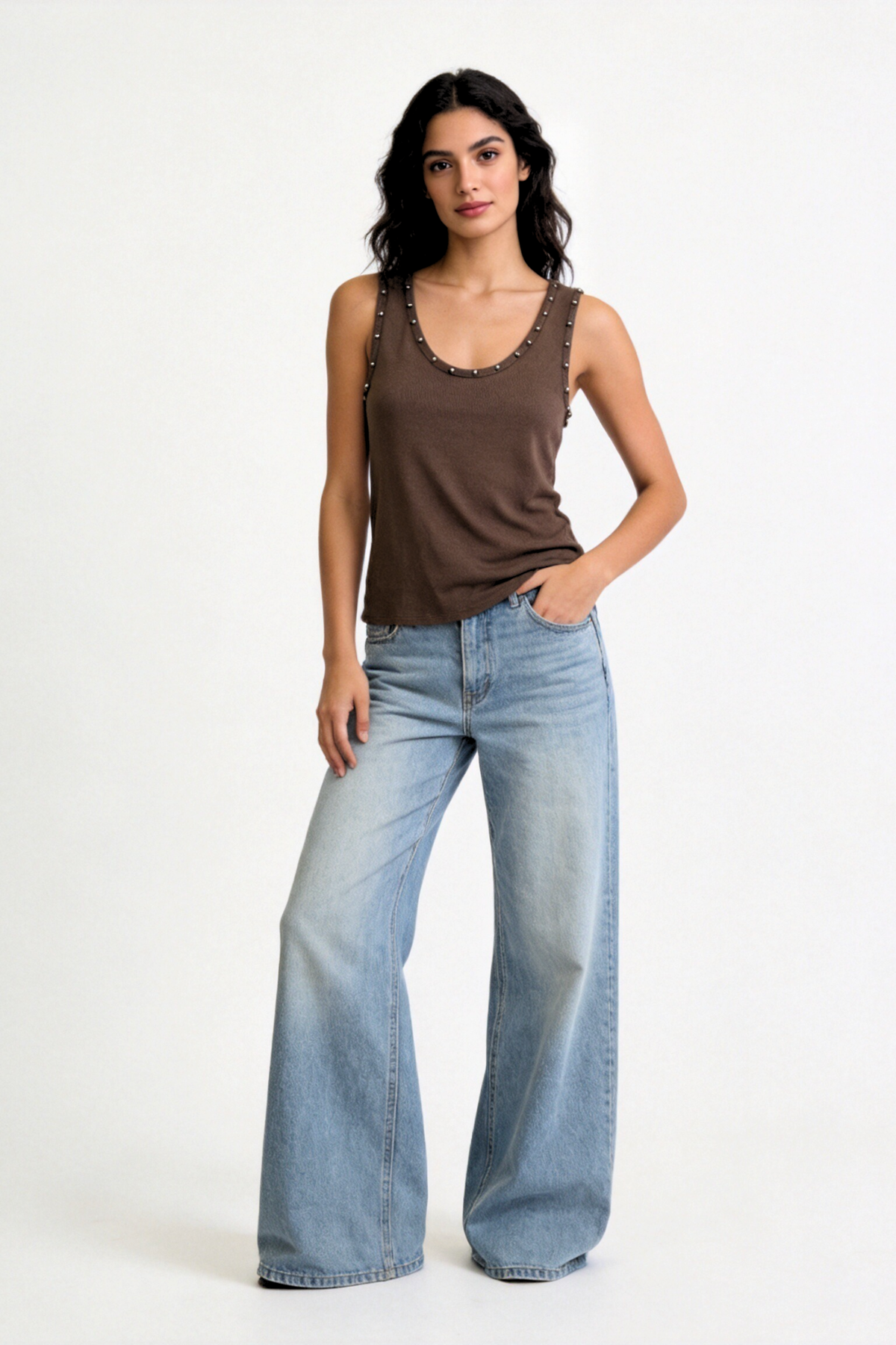 Haut en coton avec détails cloutés