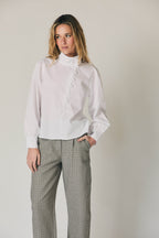 Chemise unie avec boutons recouverts blanc