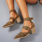 Vivienne | Escarpins en daim avec boucles vintage