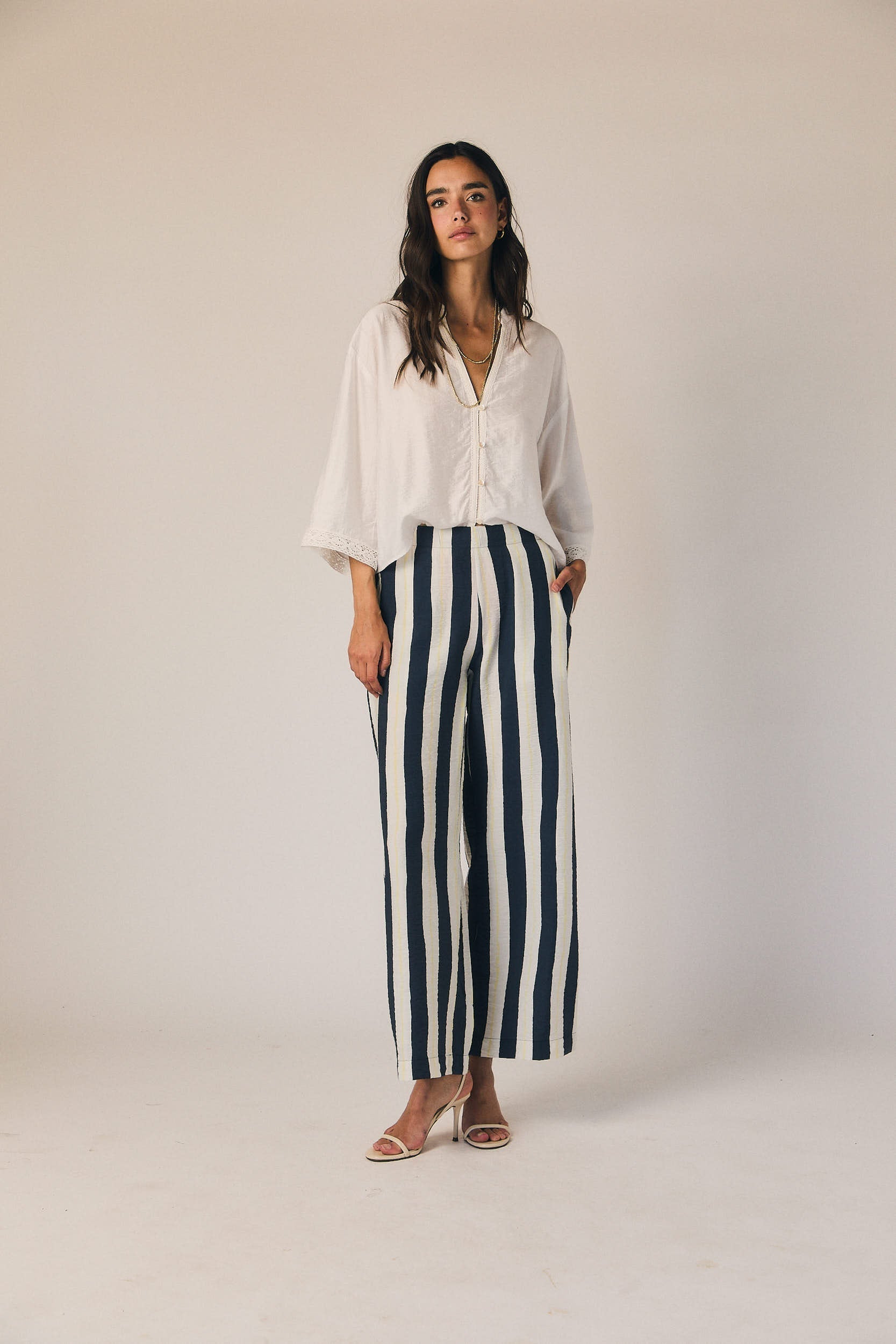 Pantalon fluide à rayures marinière